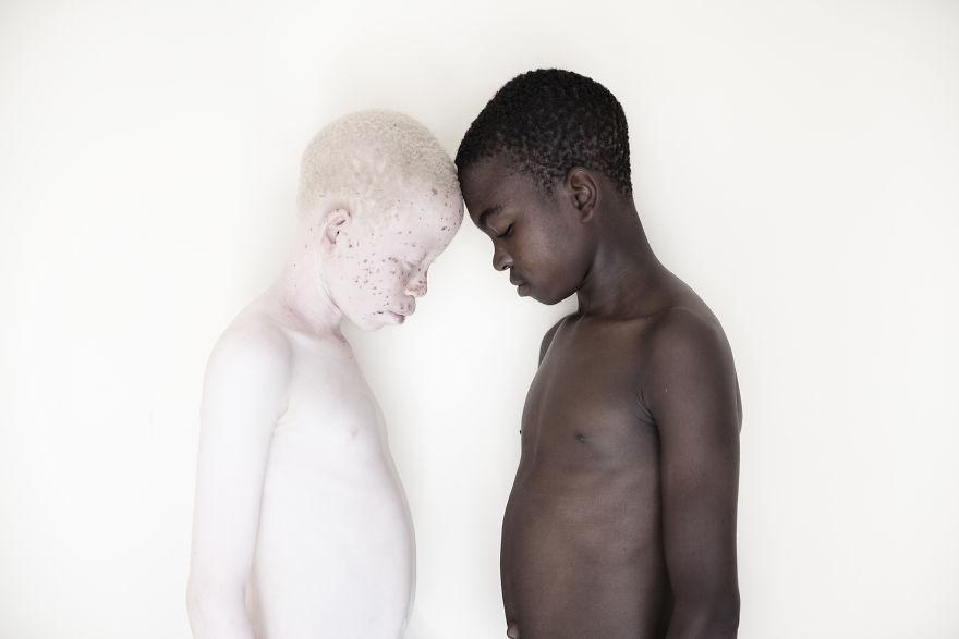 дети с разным цветом кожи