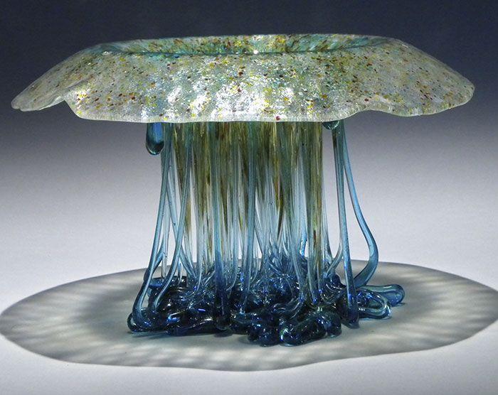 медуза из хрупкого стекла 