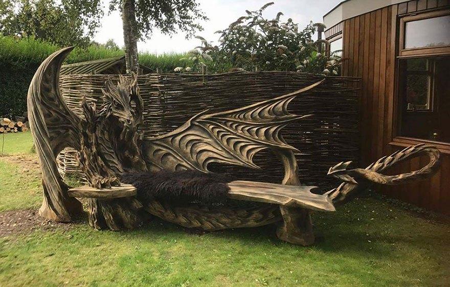 драконы из дерева